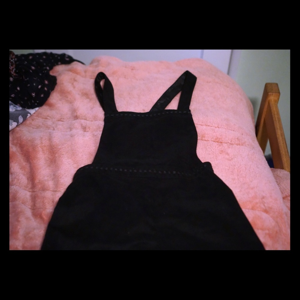 H&M /DIVIDED black suede overalls (shorts)